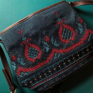 Relic Embroidered Purse